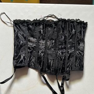 Victoria’s Secret black under breast corset